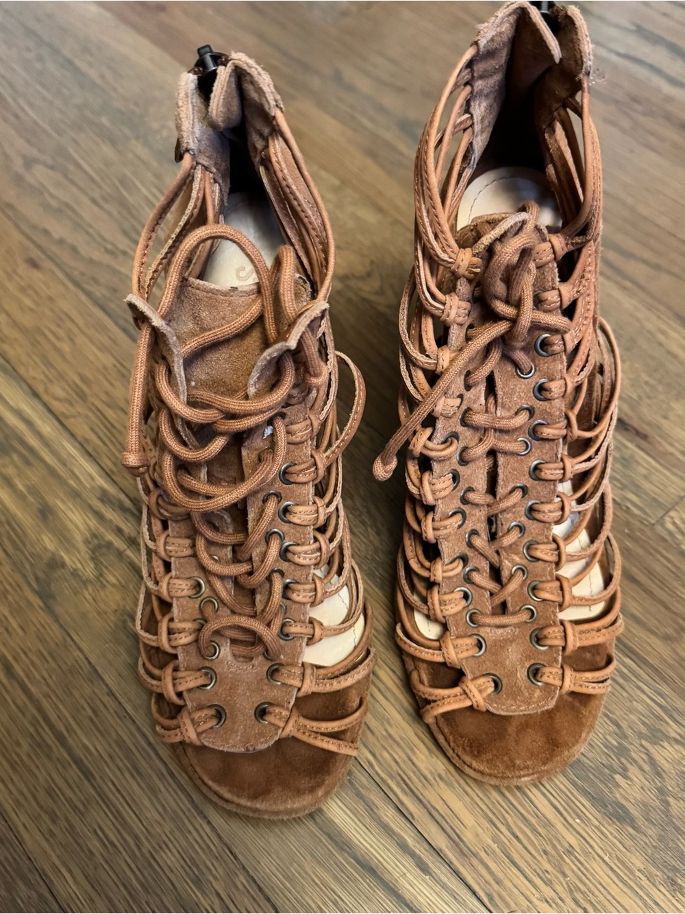 Schutz Brady Saddle Suede Lace Up Cage Block Heel Sandals Size 6B
